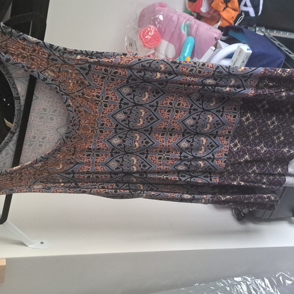 Tank top - Picture 3 of 4